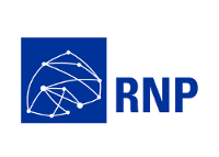 Logo da Rede Nacional de Pesquisa: quadrado azul à esquerda com linhas brancas com pontos que se conectam numa formata geométrica não definida. Ao lado direito da imagem, as siglas em azul da organização RNP.